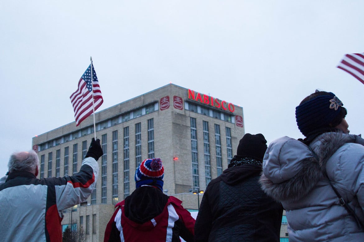 Nabisco factory workers fight back against layoffs